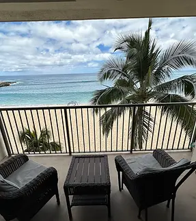 The Hawaiian Princess beachfront condo building at Makaha, Oahu